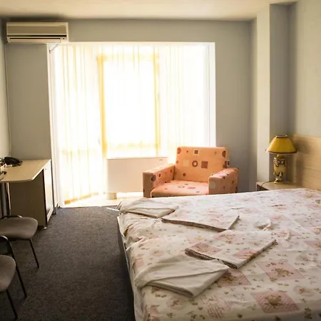 Deva ساندانسكي