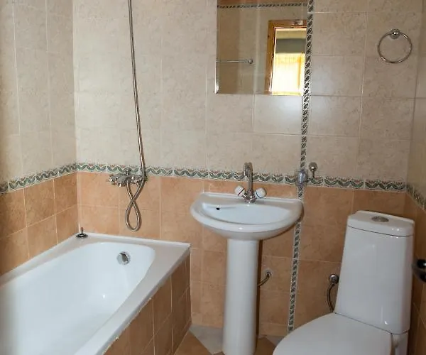 Хотел дева 3*