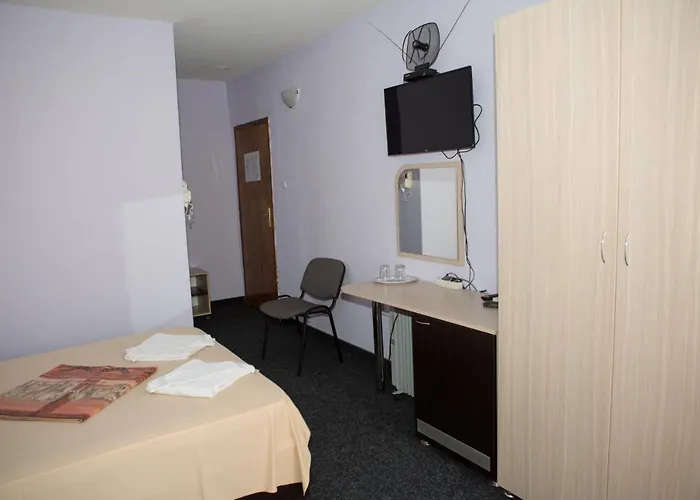 Хотел дева 3*